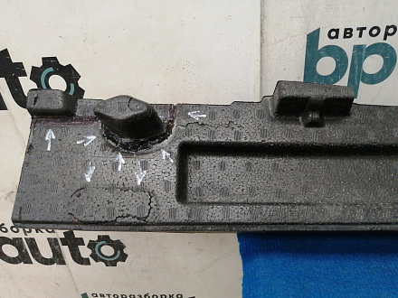 AA037449; Абсорбер переднего бампера (52611-33200) для Toyota Camry 50 (2012 — 2014)/БУ; Оригинал; Р1, Мелкий дефект; 