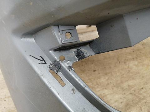 Фотография детали AA037706; Бампер передний; под паркт.; под омыват. (13368660) для Opel Astra/БУ; Оригинал; Р1, Мелкий дефект; . Фото номер 9