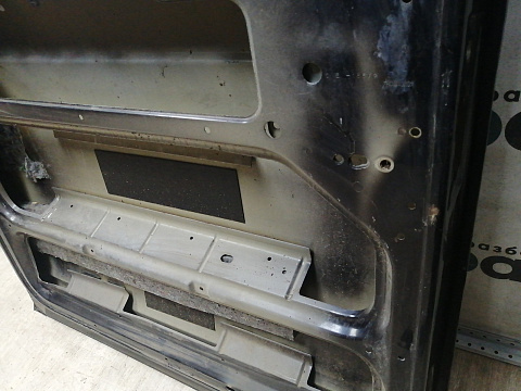 Фотография детали AA045479; Дверь сдвижная левая (7H0843107) для Volkswagen/БУ; Оригинал; Р2, Удовлетворительное; . Фото номер 29