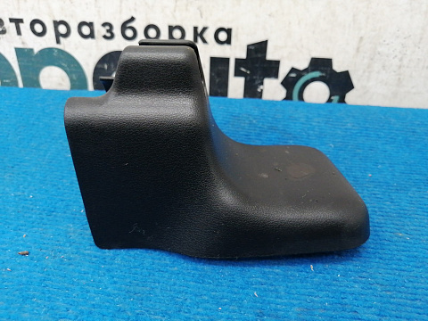 Фотография детали AA019635; Крышка кронштейна переднего сиденья, задняя (72137-60140-C0)/БУ; Оригинал; Р1, Мелкий дефект; . Фото номер 5