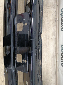 AA037501; Бампер передний; под паркт.; под омыват. (52119-60M50) для Toyota Land Cruiser 200 рест.2 (2015 - 2021)/БУ; Оригинал; Р1, Мелкий дефект; 