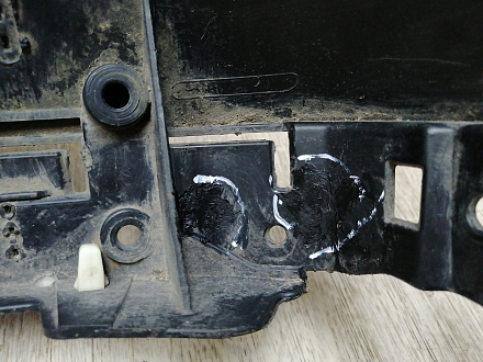 AA045763; Юбка переднего бампера (7P5807061) для Porsche Cayenne II (958) (2010-2014)/БУ; Оригинал; Р1, Мелкий дефект; 