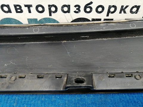 Фотография детали AA037430; Накладка стойки двери задняя левая (5K6839901B) для Volkswagen Golf VI HB 5D (2008- 2012)/БУ; Оригинал; Р1, Мелкий дефект; . Фото номер 9