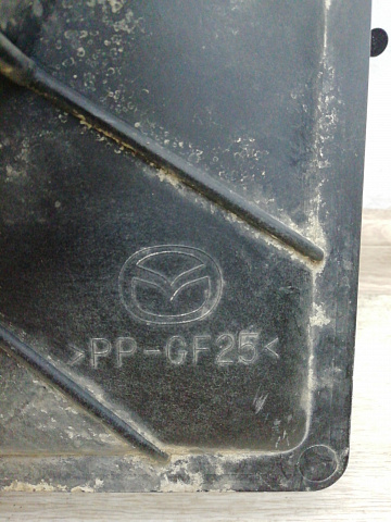 Фотография детали AA003181; Кожух вентилятора, диффузор (L3K9-15-210A) для Mazda 6 GG/БУ; Оригинал; Р1, Мелкий дефект; . Фото номер 7