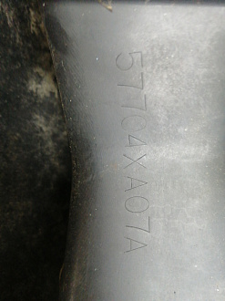 AA046359; Бампер передний; без паркт.; под омыват. (57704-XA07A) для Subaru Tribeca I рест. (2007-2014)/БУ; Оригинал; Р1, Мелкий дефект; 