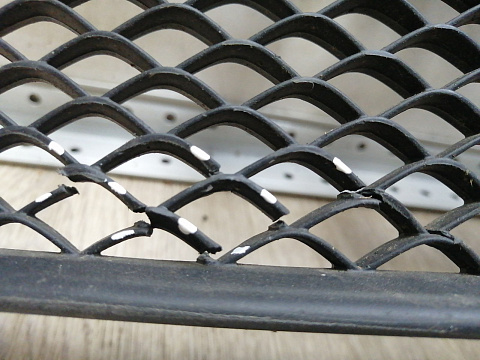 Фотография детали AA046139; Решетка переднего бампера, AMG; под паркт. (A1668855022) для Mercedes-Benz GL-klasse II (X166) (2012-2016)/БУ; Оригинал; Р1, Мелкий дефект; . Фото номер 8