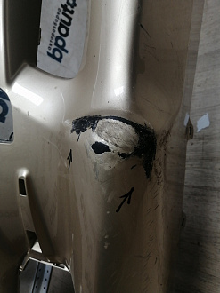 AA046015; Бампер передний; без паркт.; под омыват. (52119-42992) для Toyota Rav4 35 (2010 — 2013)/БУ; Оригинал; Р1, Мелкий дефект; 