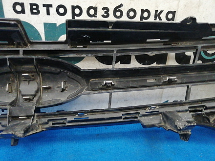 AA028317; Решетка радиатора (BS71-8200-B) для Ford Mondeo/БУ; Оригинал; Р2, Удовлетворительное; 