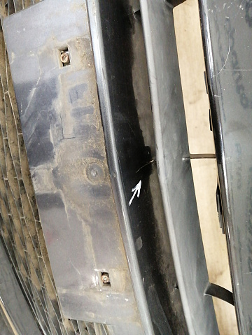 Фотография детали AA041726; Бампер передний, Sport; без паркт.; без омыват. (BBN2-50031) для Mazda 3 BL/БУ; Оригинал; Р1, Мелкий дефект; . Фото номер 6