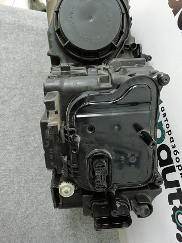 Фотография детали AA000225; Фара правая ксенон адаптив. (4H0 941 004 AE) для Audi A8 III (D4) (2010-2014)/БУ; Оригинал; Р1, Мелкий дефект; . Фото номер 6