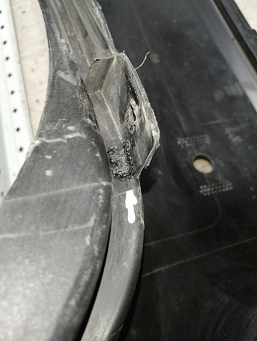 Фотография детали AA045420; Бампер задний; под паркт. (86611-2B700) для Hyundai Santa Fe II рест. (2010-2012)/БУ; Оригинал; Р2, Удовлетворительное; . Фото номер 22