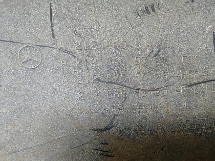 AA045465; Бампер задний AMG; под паркт. (A2128855125) для Mercedes-Benz E-klasse IV Sedan (W212) (2009-2013)/БУ; Оригинал; Р1, Мелкий дефект; 