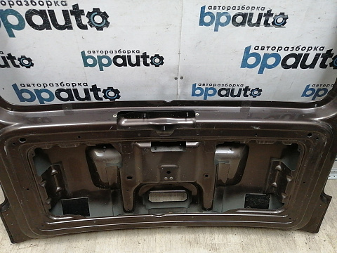 Фотография детали AA045391; Крышка багажника (2K0827025L) для Volkswagen Caddy/БУ; Оригинал; Р2, Удовлетворительное; . Фото номер 27