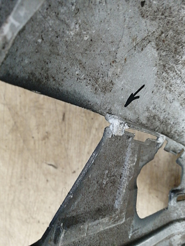 Фотография детали AA042239; Бампер задний, под хром молдинг; под паркт. (13368066) для Opel Astra J рест. HB 5D (2012 - 2015)/БУ; Оригинал; Р1, Мелкий дефект; . Фото номер 27