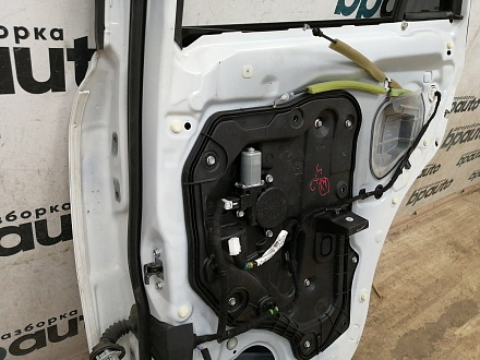 AA037060; Дверь задняя правая (KD53-72010) для Mazda CX-5/БУ; Оригинал; Р0, Хорошее; (34K) Белый перламутр