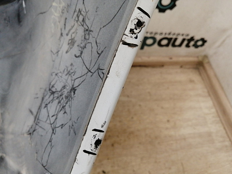 Фотография детали AA042870; Бампер задний; без паркт. (8200916804) для Renault Logan I рест. (2009-2015)/БУ; Оригинал; Р1, Мелкий дефект; . Фото номер 21