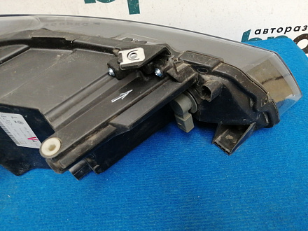 AA042404; Фара галоген левая (6RU941015) для Volkswagen Polo V Sedan (2010-2014)/БУ; Оригинал; Р1, Мелкий дефект; 