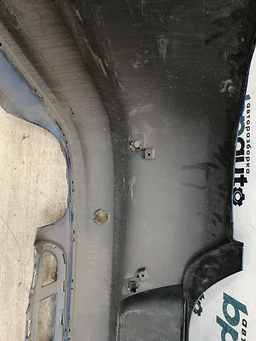 Фотография детали AA001215; Бампер задний; под паркт. (97050541100) для Porsche Panamera I (2009-2013)/БУ; Оригинал; Р1, Мелкий дефект; . Фото номер 19