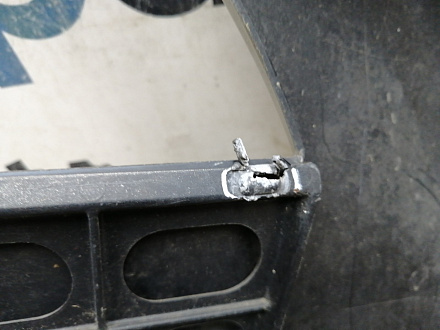 AA045303; Бампер передний; под паркт.; под омыват. (51117178068) для BMW 5 серия Е60 Е61/БУ; Оригинал; Р1, Мелкий дефект; 