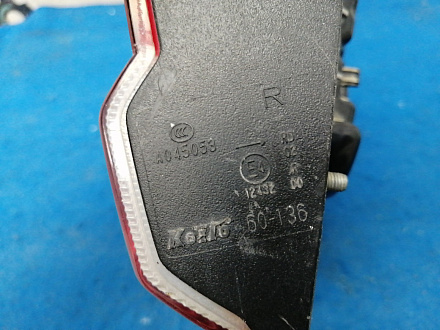 AA035395; Фонарь в крышку багажника правый (81581-60180) для Toyota Land Cruiser 200 (2008 — 2012)/БУ; Оригинал; Р2, Удовлетворительное; 