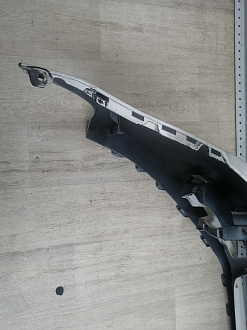 AA045981; Бампер передний; под паркт.; под омыват. (5K0807221) для Volkswagen Golf/БУ; Оригинал; Р1, Мелкий дефект; 