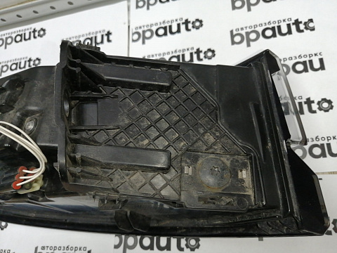 Фотография детали AA045179; Фонарь в крыло правый (J8A2-13404-AG) для Land Rover Range Rover Velar L560 (2017 - 2023)/БУ; Оригинал; Р1, Мелкий дефект; . Фото номер 11