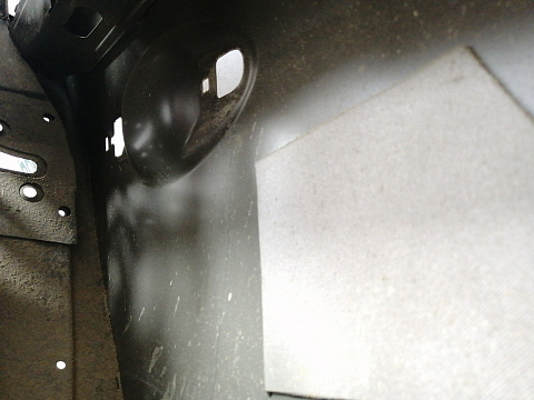 Фотография детали AA011210; Дверь задняя левая (67004-05130) для Toyota Avensis/БУ; Оригинал; Р2, Удовлетворительное; . Фото номер 17