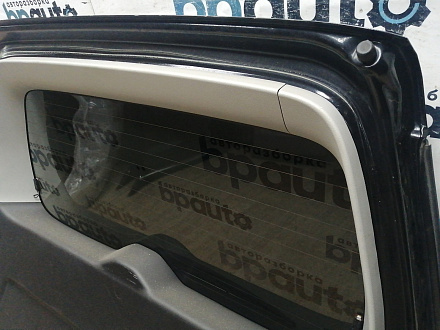 AA045192; Крышка багажника (6910065830) для Suzuki Grand Vitara/БУ; Оригинал; Р1, Мелкий дефект;