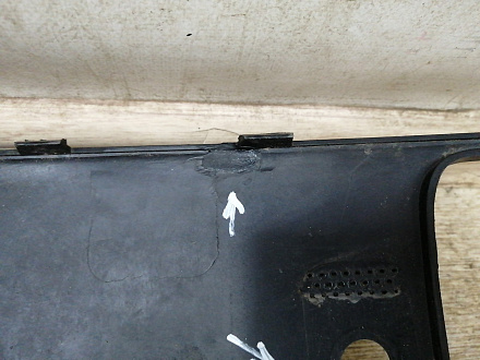AA029039; Накладка заднего бампера; под паркт. (86683-1Y300) для Kia Picanto II 3D (2011-2015)/БУ; Оригинал; Р1, Мелкий дефект; 