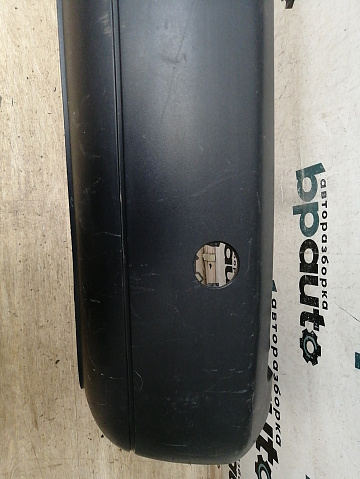 Фотография детали AA043495; Бампер задний, длинный; без паркт. (2K3807421) для Volkswagen Caddy/БУ; Оригинал; Р1, Мелкий дефект; . Фото номер 3