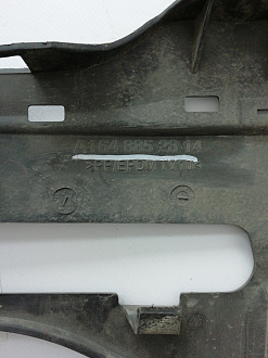 AA003251; Кронштейн, каркас заднего бампера правый (A1648852814) для Mercedes-Benz GL-klasse X164/БУ; Оригинал; Р1, Мелкий дефект; 