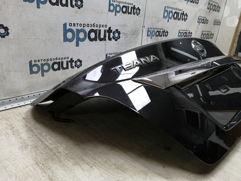Фотография детали AA045145; Крышка багажника (H430M-3TUMB) для Nissan Teana III (33) (2014-2020)/БУ; Оригинал; Р0, Хорошее; . Фото номер 2