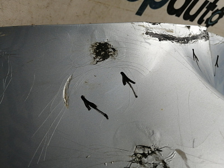 AA045812; Бампер задний; без паркт. (52159-02400) для Toyota Auris I (2007- 2010)/БУ; Оригинал; Р1, Мелкий дефект; 