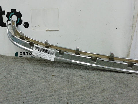 Фотография детали AA010117; Хром решетки радиатора нижний (25983418) для Opel Antara рест. (2012 - 2015)/БУ; Оригинал; Р1, Мелкий дефект; . Фото номер 4