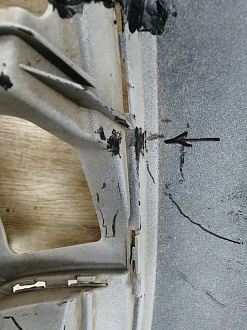 AA045692; Бампер передний; без паркт.; под омыват. (1T0 807 221 M) для Volkswagen Touran II (2010-2015)/БУ; Оригинал; Р1, Мелкий дефект; 