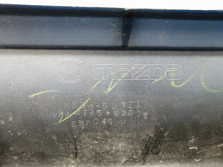 AA026767; Накладка на решетку радиатора (KB8A-507E1) для Mazda CX-5 II (2017-н.в.)/БУ; Оригинал; Р2, Удовлетворительное; 