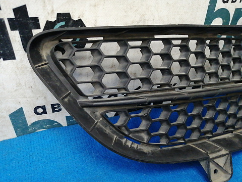 Фотография детали AA028468; Решетка переднего бампера правая (7L6853666B) для Volkswagen Touareg I рест. (2007- 2010)/БУ; Оригинал; Р0, Хорошее; . Фото номер 3