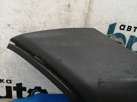 Фотография детали AA030772; Накладка заднего бампера правая; без паркт. (8V41-17A894-A) для Ford Kuga I (2008-2012)/БУ; Оригинал; Р1, Мелкий дефект; . Фото номер 2