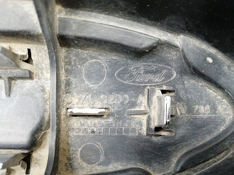 Фотография детали AA028318; Решетка радиатора (BS71-8200-A) для Ford Mondeo/БУ; Оригинал; Р2, Удовлетворительное; . Фото номер 14