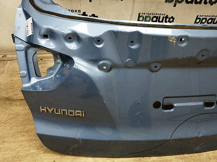AA037524; Крышка багажника (73700-2S000) для Hyundai IX35/БУ; Оригинал; Р2, Удовлетворительное; 
