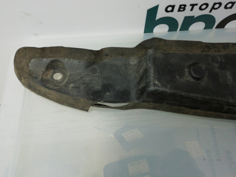 Фотография детали AA000781; Уплотнитель крыла L, между крылом и дверью (4G0 821 111) для Audi A6 C7/БУ; Оригинал; Р1, Мелкий дефект; . Фото номер 4