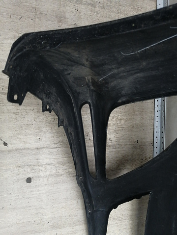 Фотография детали AA044508; Бампер передний; без паркт.; под омыват. (GDK4-50031) для Mazda 6 GH/БУ; Оригинал; Р2, Удовлетворительное; . Фото номер 27