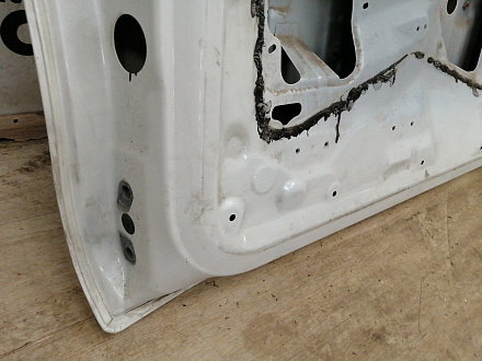 AA044246; Крышка багажника (67005-60F50) для Lexus GX460/БУ; Оригинал; Р1, Мелкий дефект; 