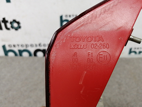 Фотография детали AA011394; Фонарь в крышку багажника правый (81581-12210) для Toyota Auris II (2013 — 2015)/БУ; Оригинал; Р2, Удовлетворительное; . Фото номер 10