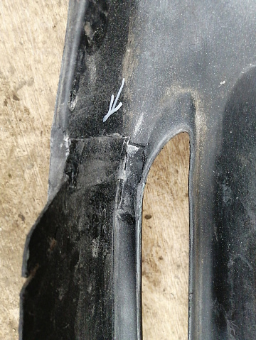 Фотография детали AA036928; Бампер передний; без паркт.; под омыват. (GDK4-50031) для Mazda 6 GH/БУ; Оригинал; Р2, Удовлетворительное; . Фото номер 18