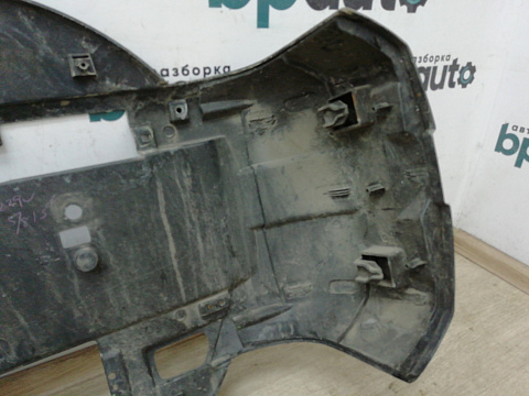 Фотография детали AA010588; Кожух запасного колеса (6430A117) для Mitsubishi Pajero/БУ; Оригинал; Р2, Удовлетворительное; . Фото номер 5