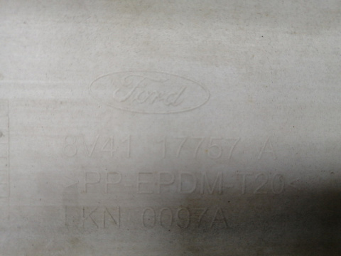 Фотография детали AA031117; Бампер передний; без паркт.; без омыват. (8V41-17757-A) для Ford Kuga I (2008-2012)/БУ; Оригинал; Р2, Удовлетворительное; . Фото номер 19