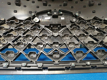 AA044179; Решетка радиатора (602001797AA) для Chery Tiggo 4 Pro (2020-2024)/БУ; Оригинал; Р1, Мелкий дефект; 