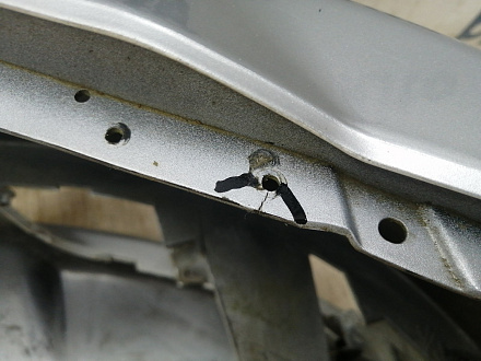 BA000253; Бампер передний, v1.5, v1.8, без отв. под расш.; без паркт.; без омыват. (6400B226229ZZ) для Mitsubishi Lancer/БУ; Оригинал; Р1, Мелкий дефект; 