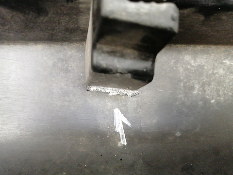 Фотография детали AA040935; Накладка порога левая (6512A421) для Mitsubishi Outlander/БУ; Оригинал; Р1, Мелкий дефект; . Фото номер 13